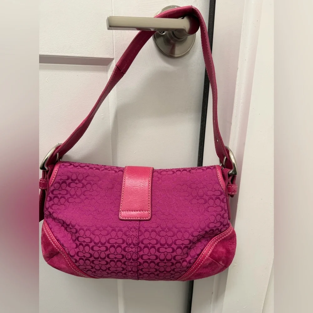 Coach‎ Y2K Fuchsia Pink Small Soho Flap Shoulder Bag 6818 China